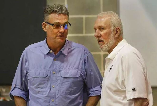 班凯罗的篮球传奇：三双成就升至魔术队史第二（班凯罗再创辉煌：三双次数位居魔术队史第二）