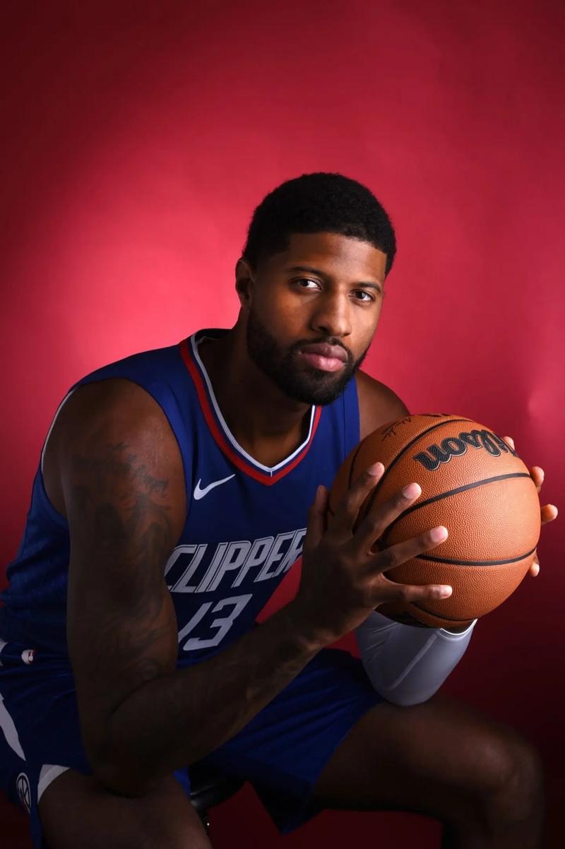 一起出众，瓦科为山东泰山官方合作伙伴一汽大众录制祝福视频（携手出彩，瓦科为山东泰山官方伙伴一汽大众送上祝福视频）