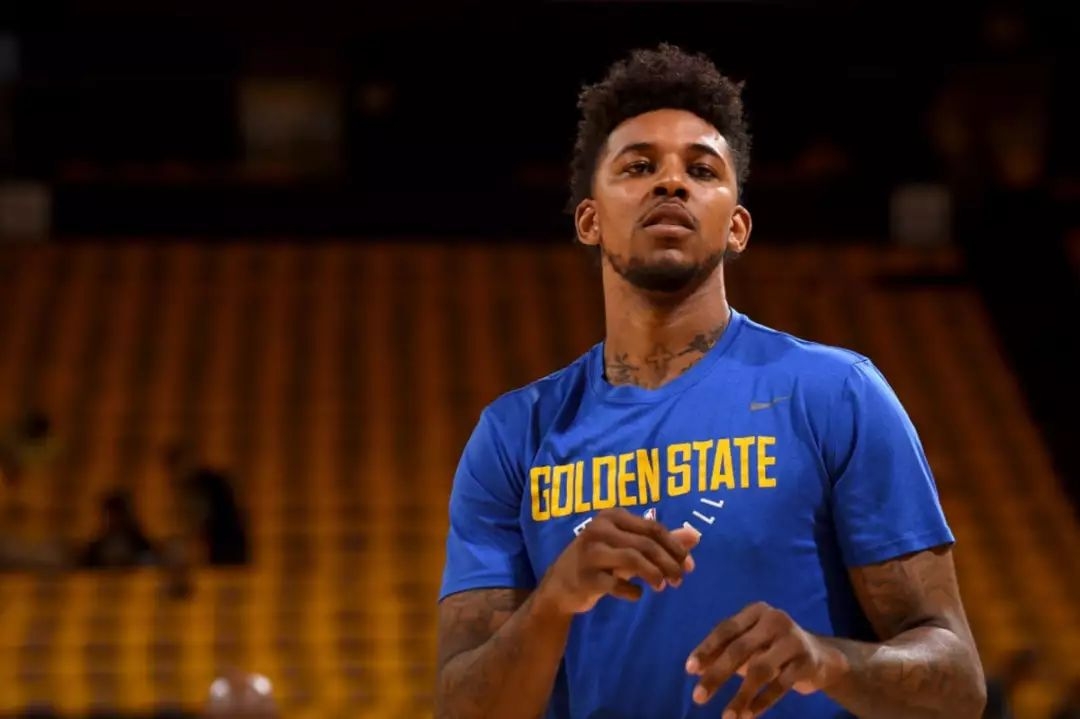 我又拥有新球衣啦！葡萄牙2026世界杯特别款球衣...（新战袍到手！葡萄牙2026世界杯特别版球衣）