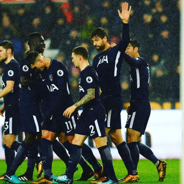 巴恩斯18中6仅拿13分5板4助2断，正负值-20最低，篮球赛场上的挑战与突破（巴恩斯18投6中仅13分5板4助2断，正负值-20全场最低：赛场困局与突围）